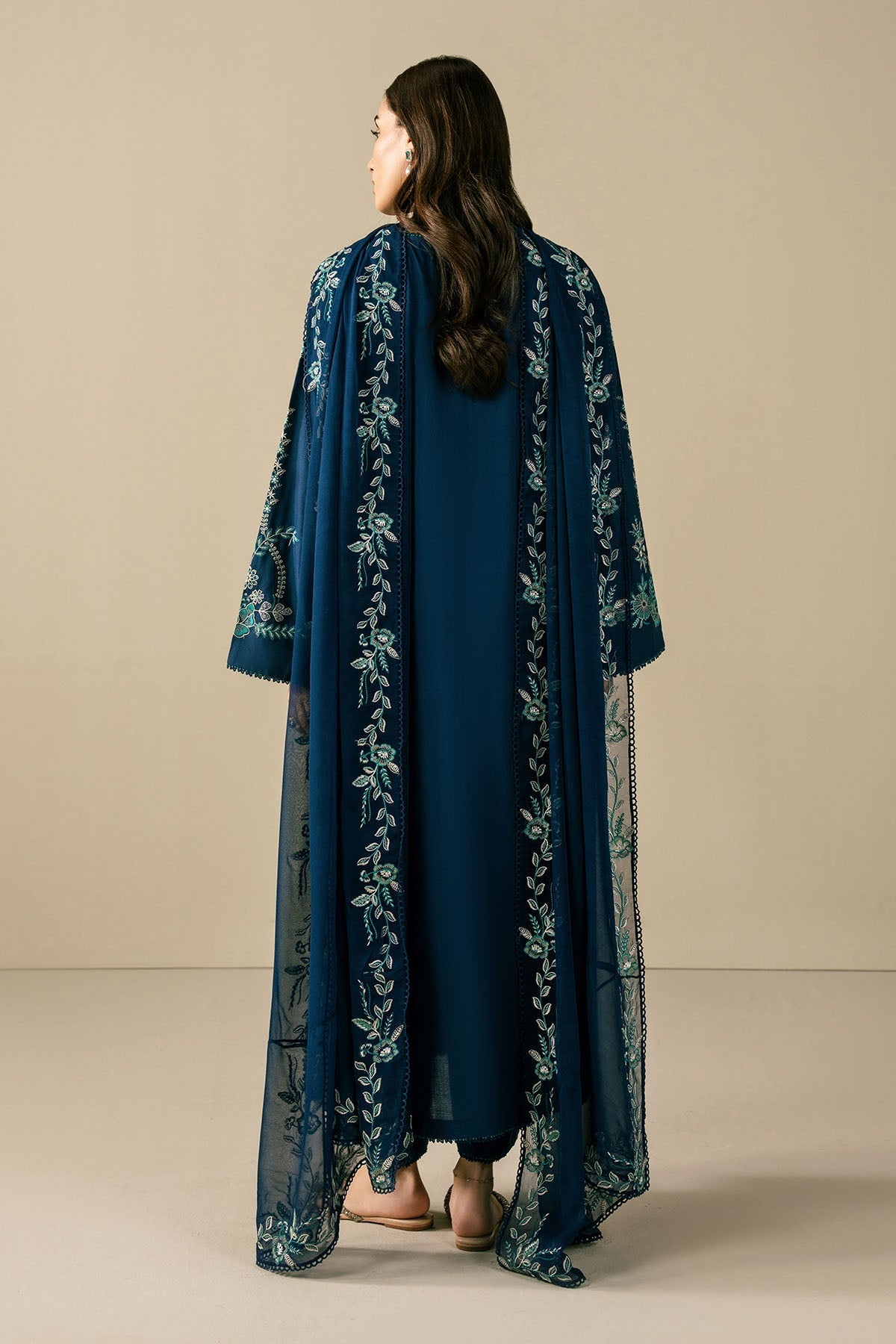 Noor e Naz Luxury 3 Piece